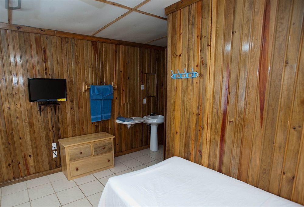 Pedro'S Hotel & Inn ซานเปโดร ภายนอก รูปภาพ